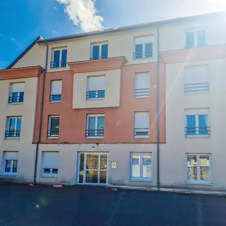 Tranquille Escale Briochine A 2 Pas Du Centre-ville Avec Place Parking Prive Апартаменты Сен-Бриё
